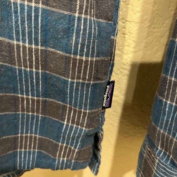 Patagonia Blue / Black Plaid Shirt Sz Medium M Button Up Organic Cotton - Picture 3 of 7